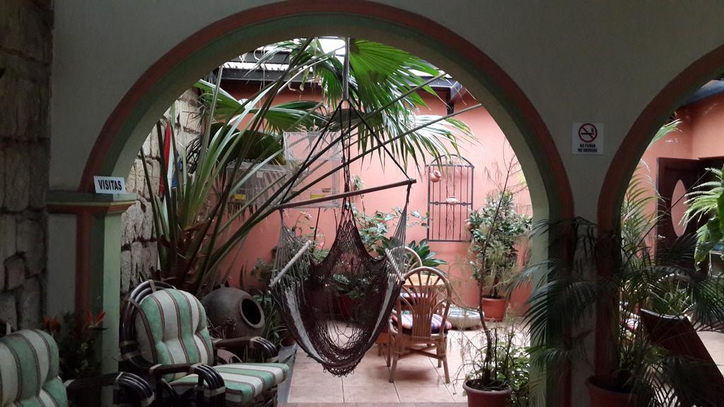 Hostal Casa Dona Mercedes Quetzaltenango Exteriör bild